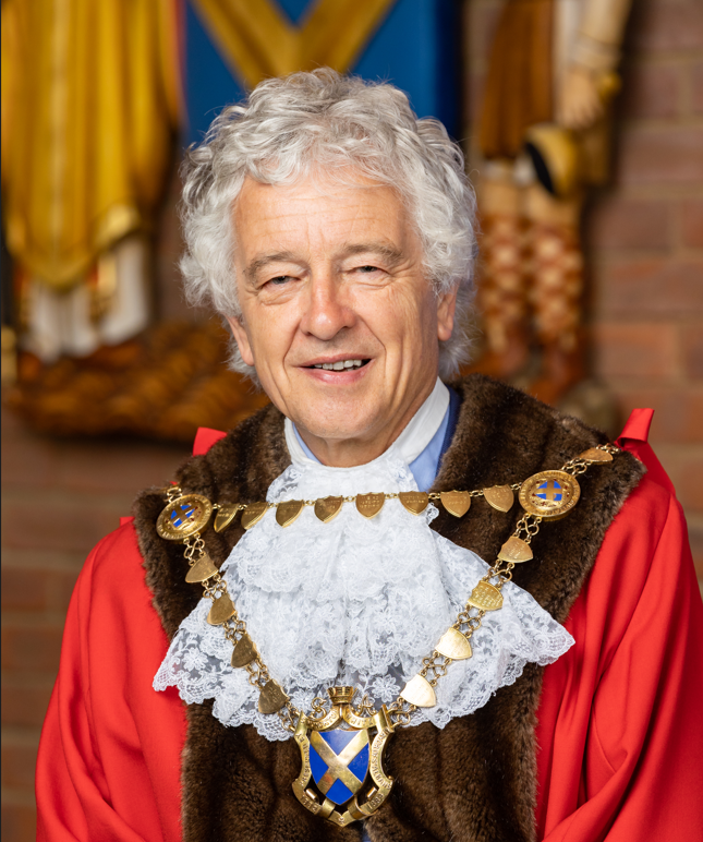 Councillor Anthony Rowlands elected as new Mayor of the City and District of St Albans St